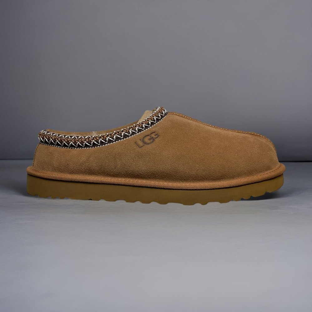 Men's UGG Tasman II Slipper in Chestnut Suede - Picture 3 of 5